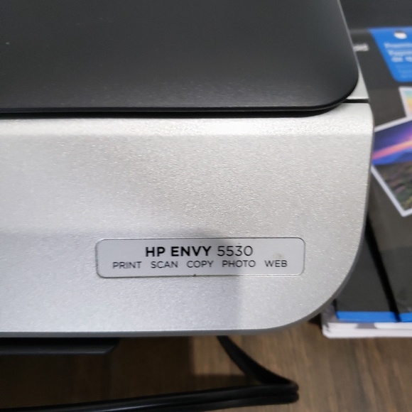 HP Envy 5530 - Picture 3 of 5